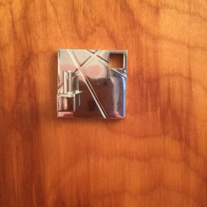 We even got the matching robe hook! We're so bourgie!