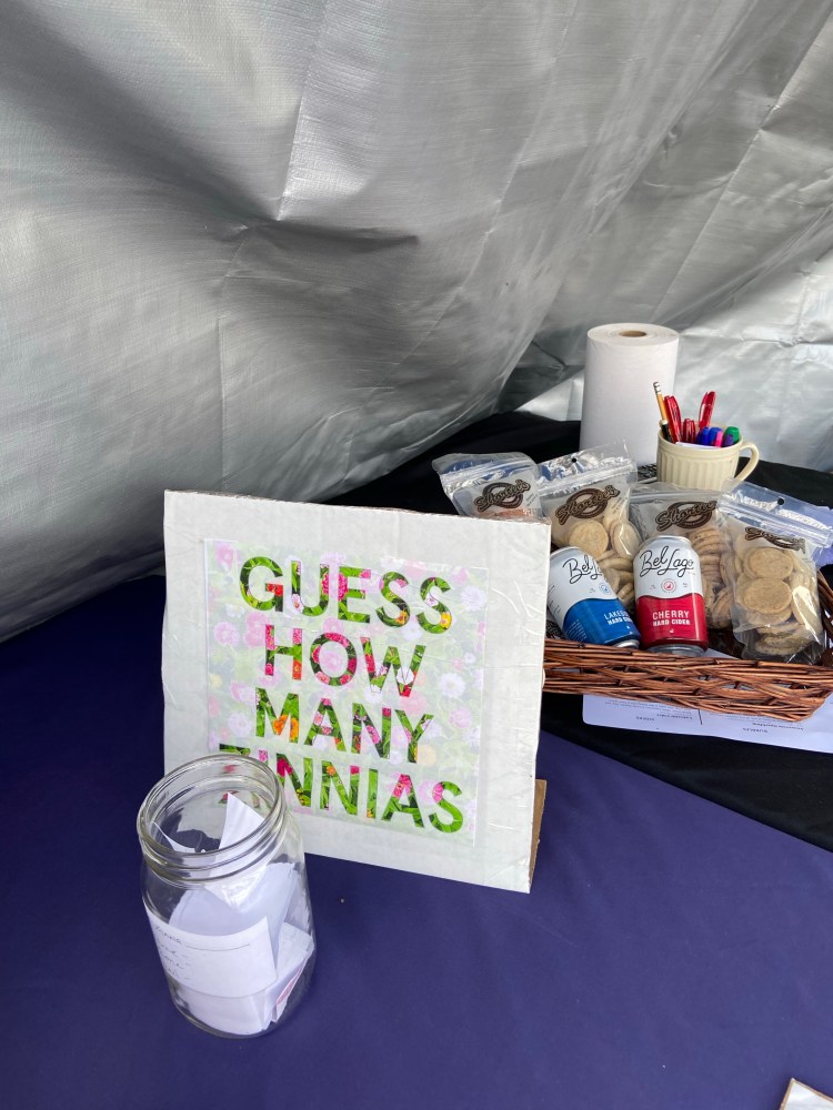 Guess how many zinias sign